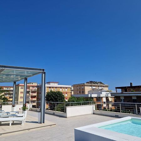 Acca Residence Terracina Bagian luar foto