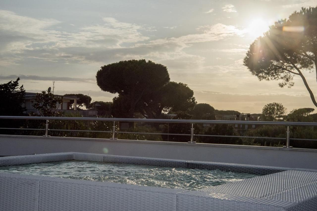 Acca Residence Terracina Bagian luar foto